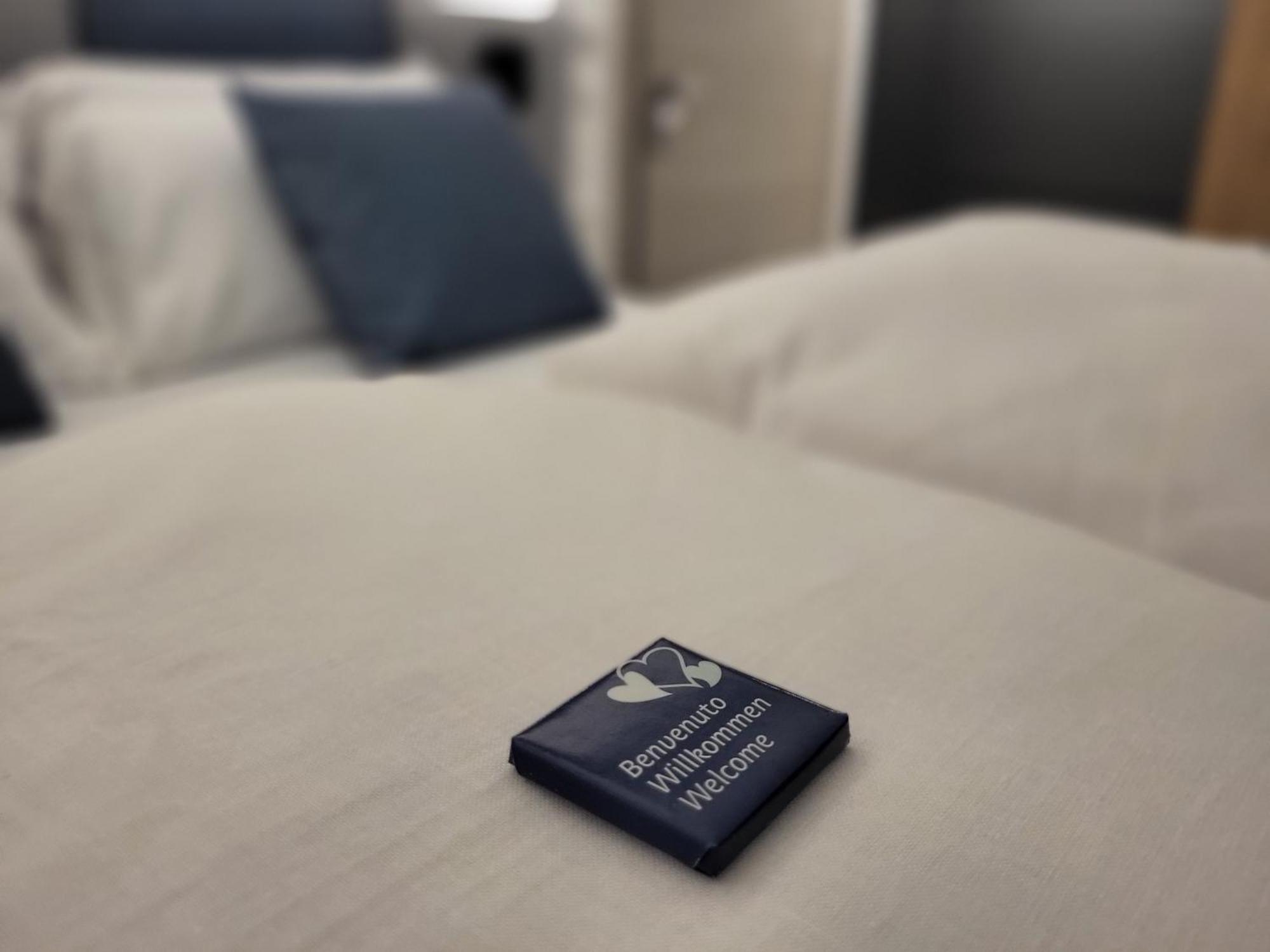 Attilio High Living Suites - Adults Only 托里德尔贝纳科 外观 照片